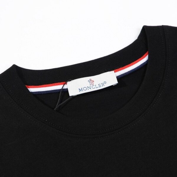 T-shirt Moncler Black Embroidered Logo Tee MCL005 - Image 6