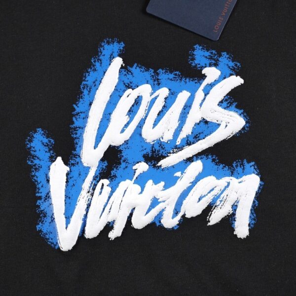 T-shirt Louis Vuitton Blue Graffiti Black Logo LV019 - Image 4