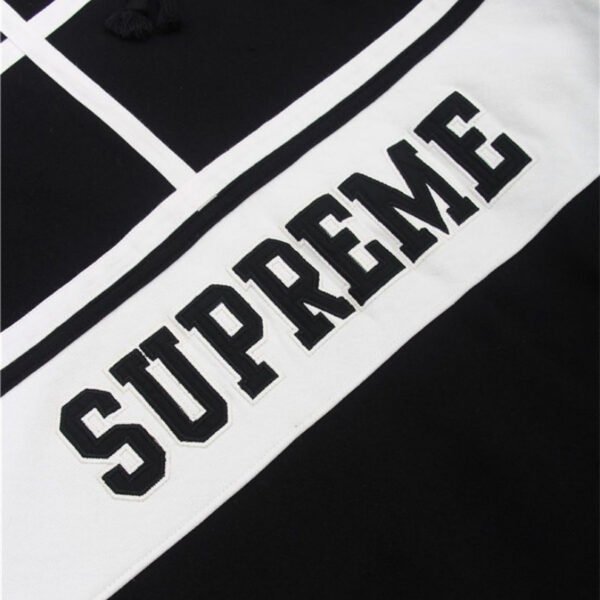 Hoodie Supreme Stripe Graphic Black SP053 - Image 4