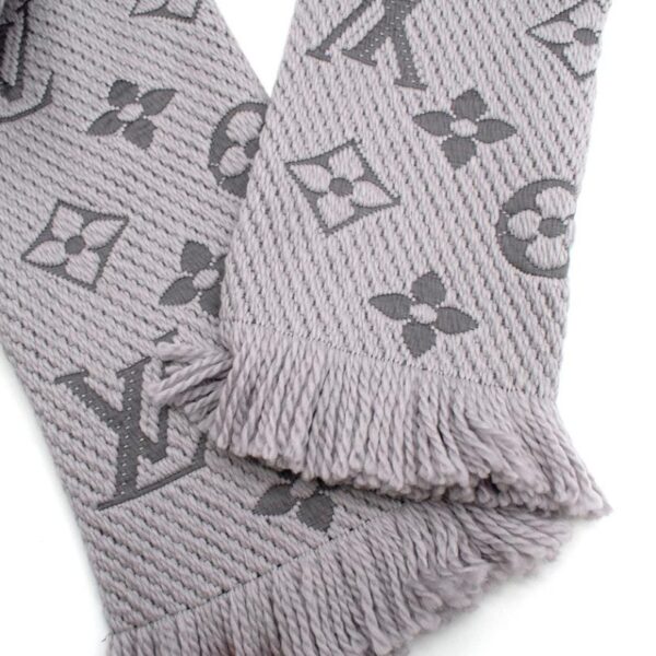 Louis Vuitton Scarf LV119 - Image 5