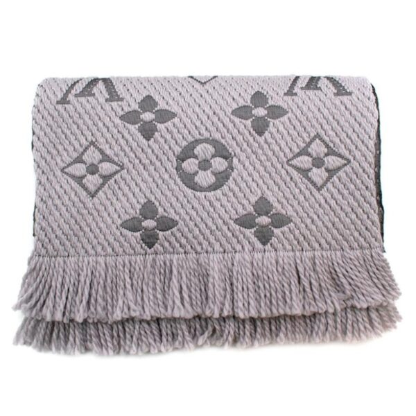 Louis Vuitton Scarf LV119 - Image 7
