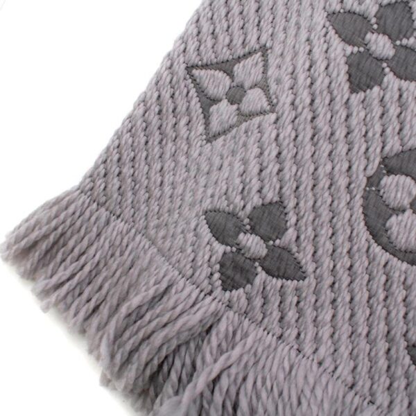 Louis Vuitton Scarf LV119 - Image 8