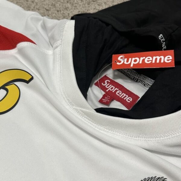 Set Supreme Hooded Soccer White SP050 - Image 10