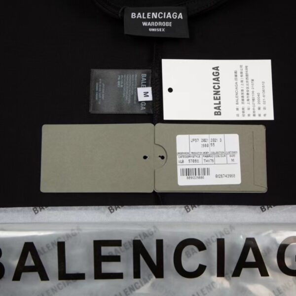 T-shirt Balenciaga BB Pixel Logo Black BL068 - Image 9
