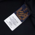T-Shirt Louis Vuitton Monogram Logo Black LV046 - Image 7