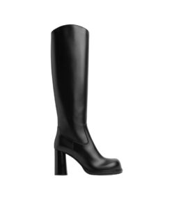 Kniehoher Stiefel in Schwarz