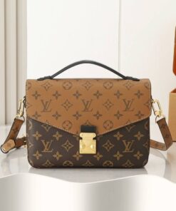 Alternative view of Pochette Metis Monogramm 25 cm