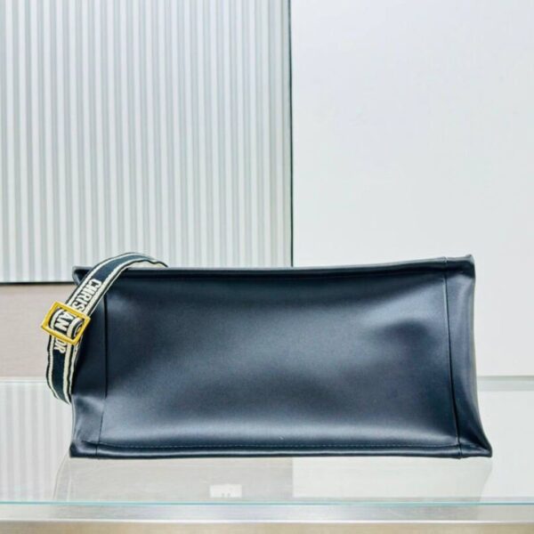 Book Tote Latte/Schwarz 36 cm – Bild 4