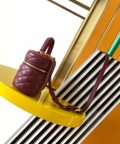 Alternative view of Gaby Vanity  18 cm