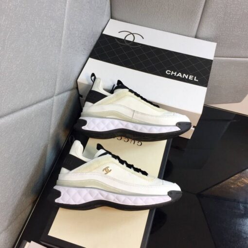 Sneakers Milchig – Bild 6