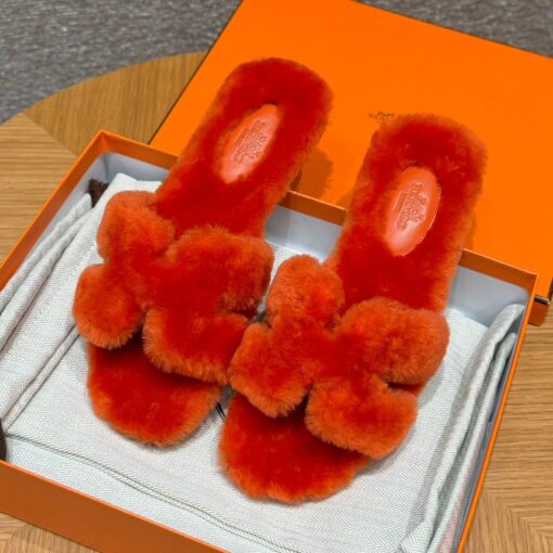 Oran Sandale Schaffell Orange – Bild 2